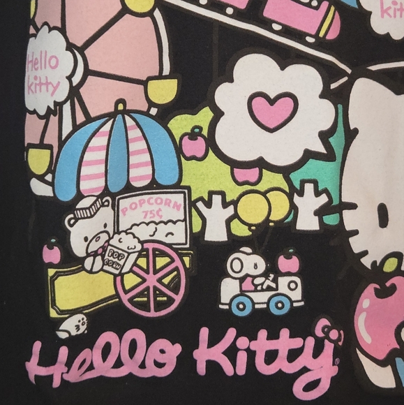 Hello Kitty by Sanrio Multicolored Hello Kitty Graphic on Black T-Shirt Size S - Picture 4 of 10